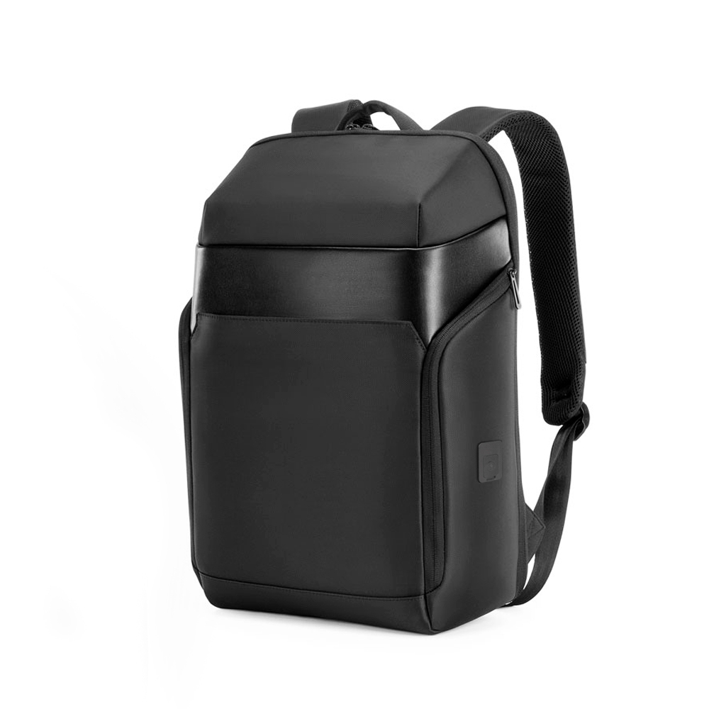 MOCHILA DE POLIÉSTER USB 25 LITROS SPX-14868-PRE NA COR PRETO